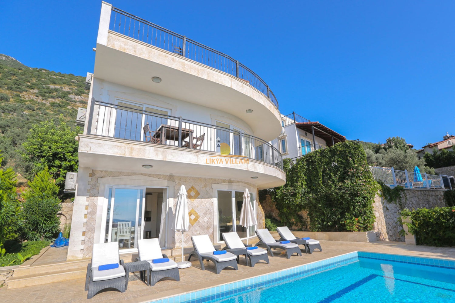 Kalkan Deniz Manzaralı Villa Sarnıç