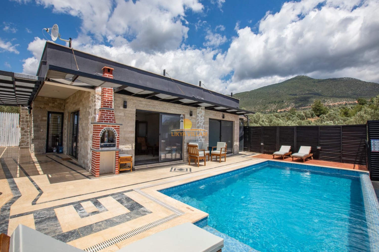 Kalkan Kapalı Havuzlu Villa Seren