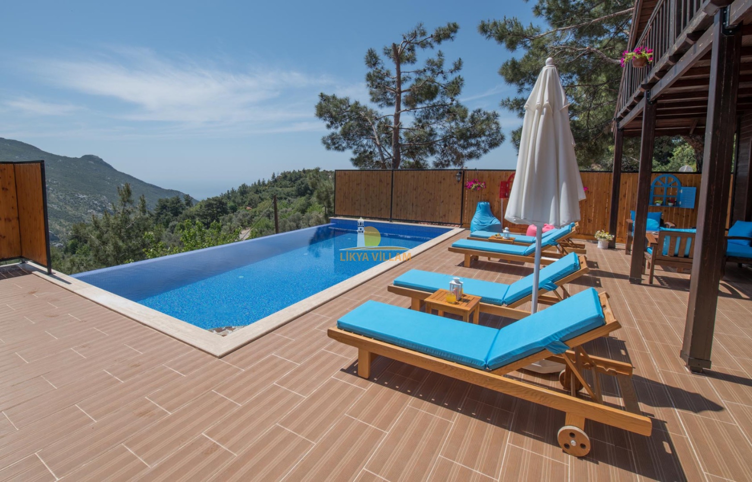 Kalkan Doğa Manzaralı Jakuzili Villa Çam